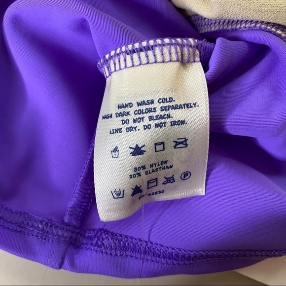 NWT Lands’ End Kids Rash Guard. Size Medium (10-12) - Picture 7 of 8